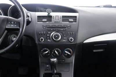 Mazda 3, 1.6 л, АКПП, 2011 фото 2