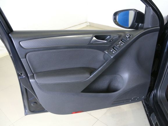 Volkswagen Golf Trendline, 1.4 л, Робот, 2012 фото 7