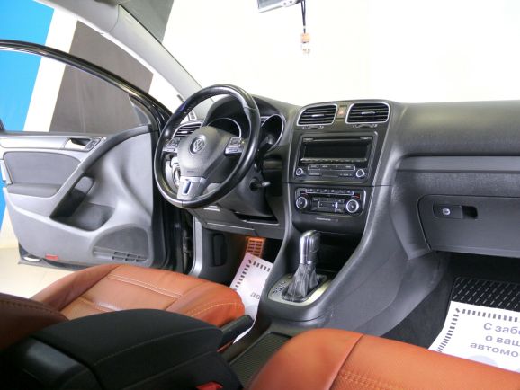Volkswagen Golf Trendline, 1.4 л, Робот, 2012 фото 2