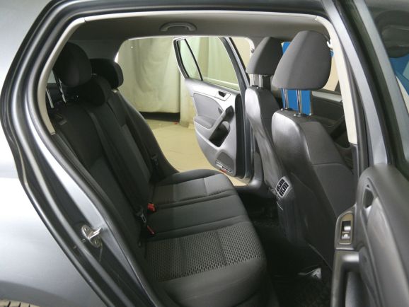 Volkswagen Golf Match, 1.6 л, Робот, 2012 фото 2