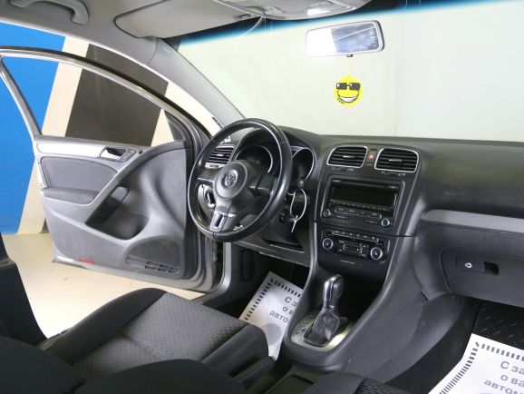 Volkswagen Golf Match, 1.6 л, Робот, 2012 фото 1
