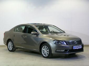 Volkswagen Passat Highline, 1.8 л, РКПП, 2012 фото 4