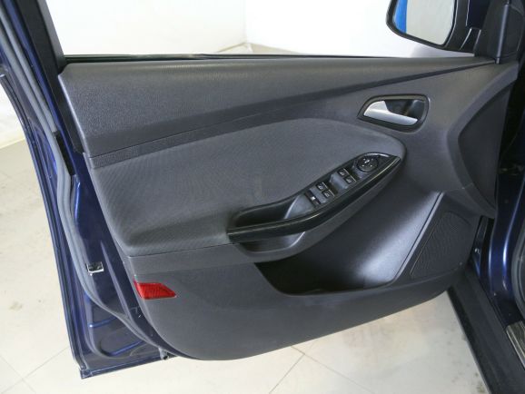 Ford Focus, 1.6 л, МТ, 2013 фото 1