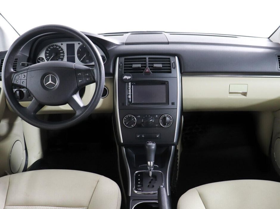Mercedes-Benz B-Класс, 1.7 л, Вариатор, 2011 фото 8