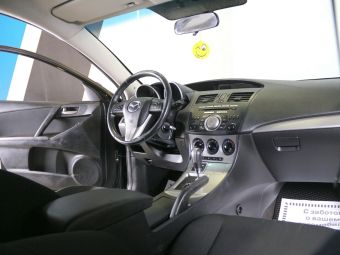 Mazda 3 Touring, 1.6 л, АКПП, 2011 фото 2