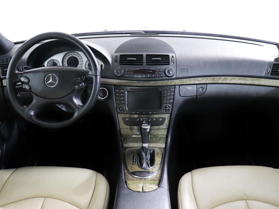 Mercedes-Benz E-Класс, 3.5 л, АТ, 2009 фото 8