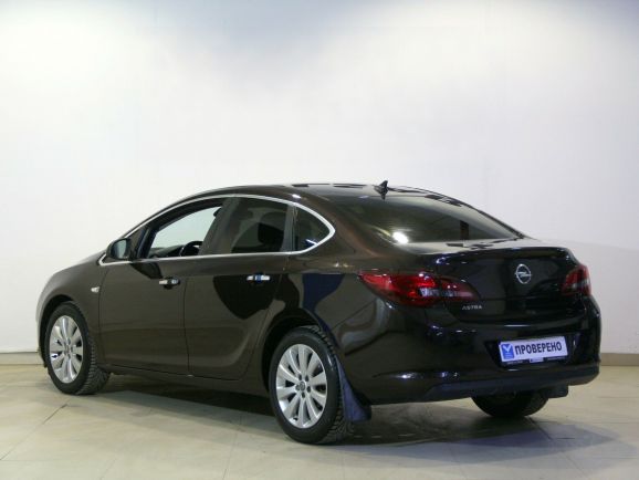 Opel Astra Cosmo, 1.6 л, АТ, 2014 фото 5