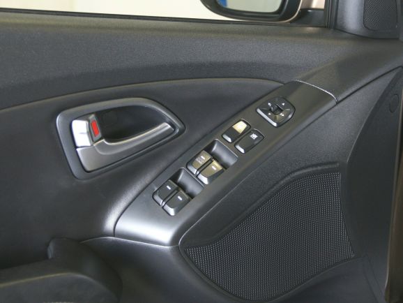 Hyundai ix35 Start + Advanced, 2.0 л, АТ, 2014 фото 1