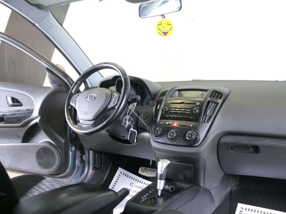 Kia Ceed, 1.6 л, АТ, 2010 фото 2