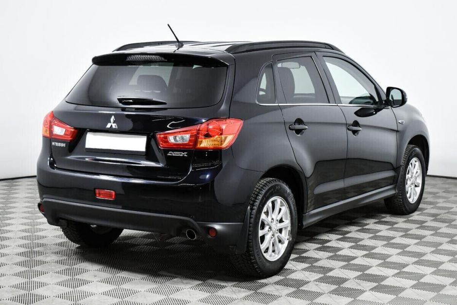 Mitsubishi ASX, 1.8 л, Вариатор, 2013 фото 4