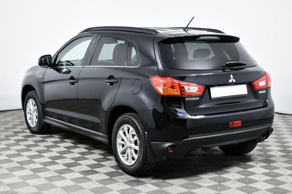 Mitsubishi ASX, 1.8 л, Вариатор, 2013 фото 6