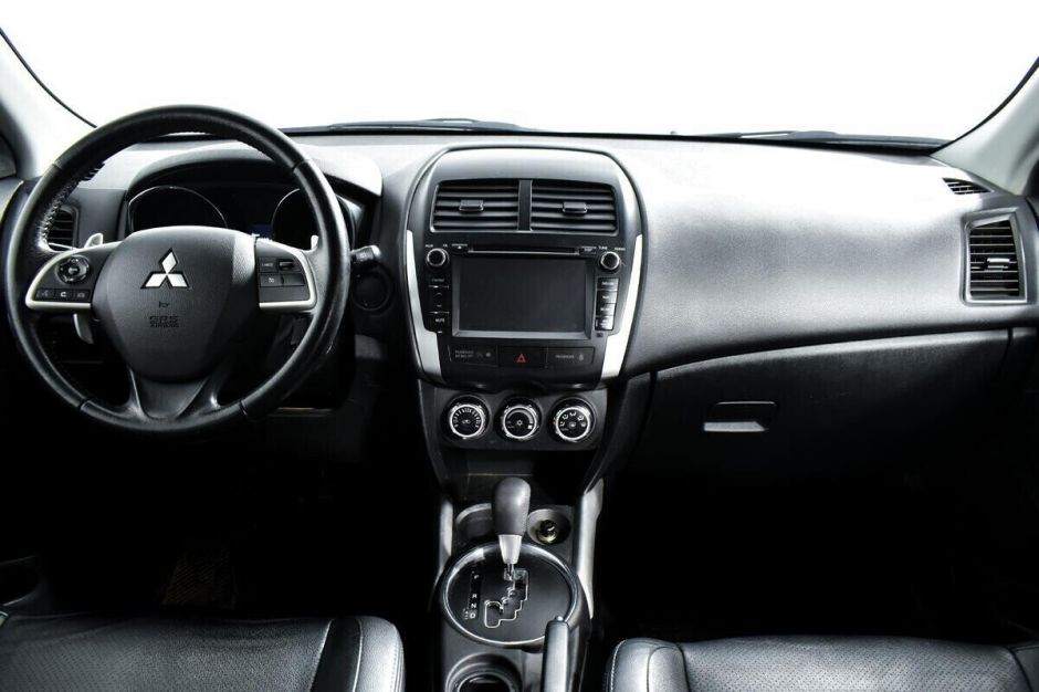 Mitsubishi ASX, 1.8 л, Вариатор, 2013 фото 8