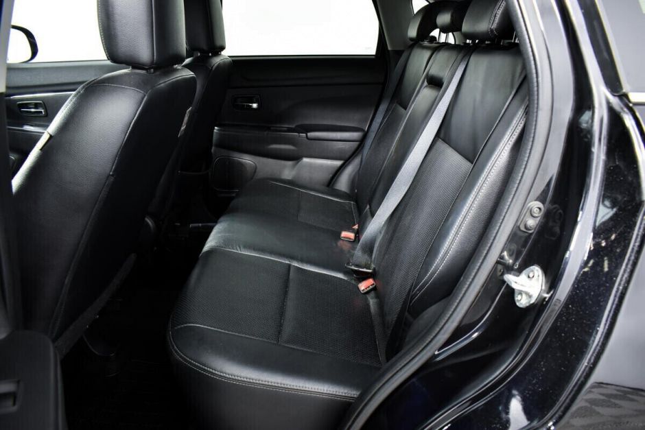 Mitsubishi ASX, 1.8 л, Вариатор, 2013 фото 1