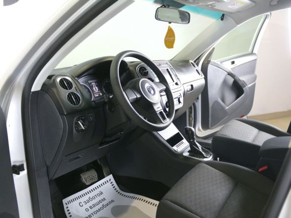 Volkswagen Tiguan Trend&Fun, 1.4 л, Робот, 2012 фото 2