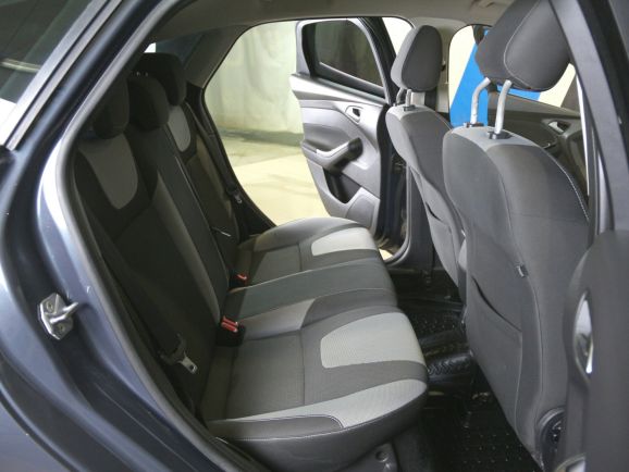 Ford Focus Trend +ESP, 2.0 л, Робот, 2014 фото 1