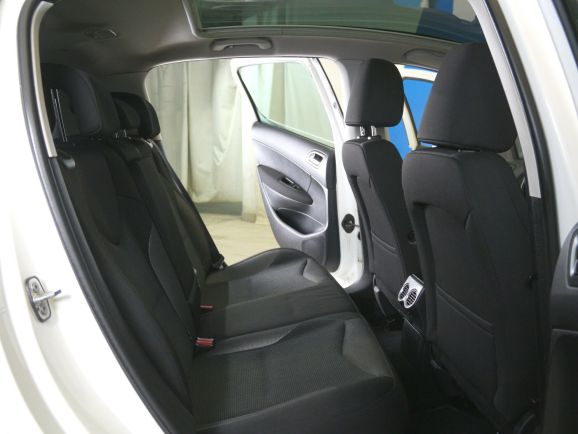Peugeot 308 Premium, 1.6 л, АТ, 2011 фото 2