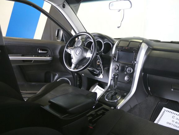 Suzuki Grand Vitara JLX-E, 2.4 л, АТ, 2012 фото 2