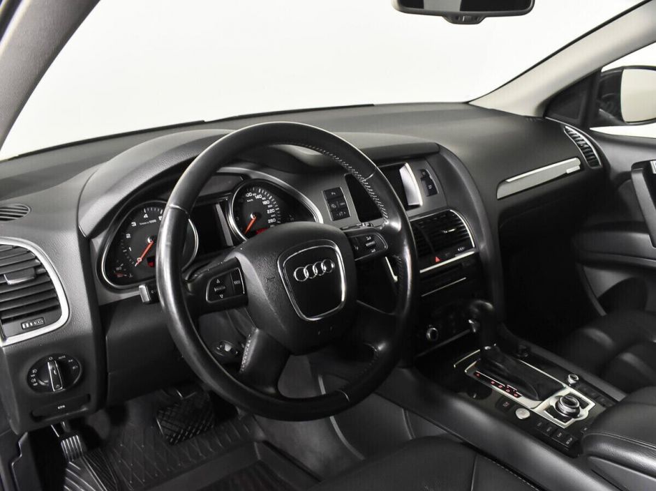 Audi Q7, 3.0 л, АТ, 2011 фото 7