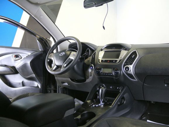 Hyundai ix35 Classic, 2.0 л, АТ, 2010 фото 8