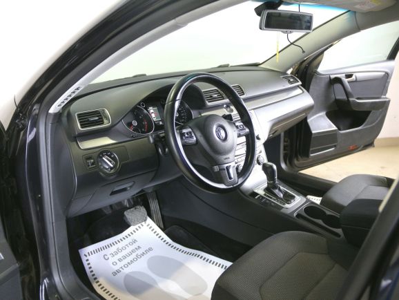 Volkswagen Passat Style, 1.8 л, Робот, 2013 фото 2