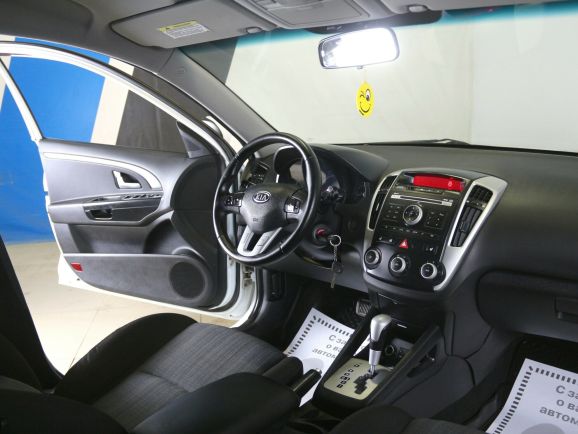 Kia Ceed Comfort, 1.6 л, АТ, 2011 фото 7