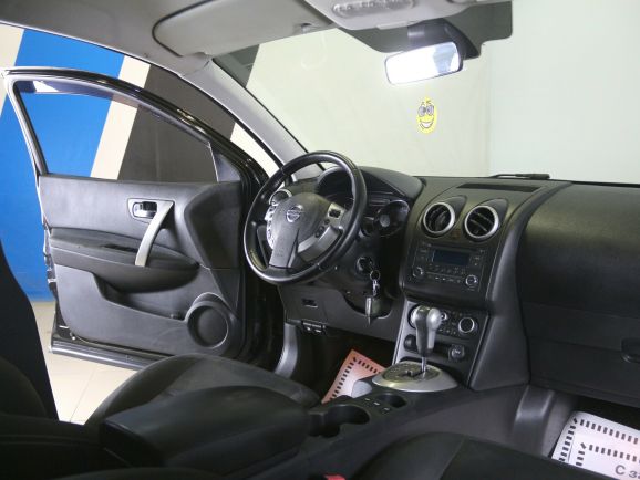 Nissan Qashqai SE, 2.0 л, Вариатор, 2012 фото 1