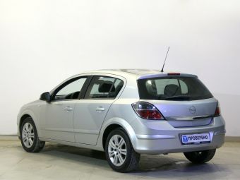 Opel Astra Cosmo, 1.8 л, АКПП, 2010 фото 6