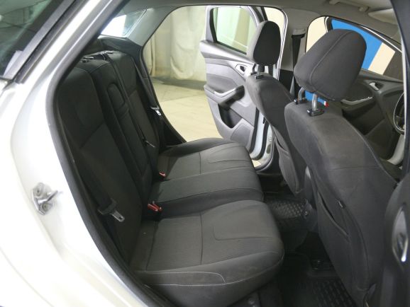 Ford Focus Titanium, 2.0 л, Робот, 2013 фото 2