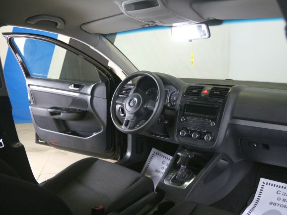Volkswagen Jetta, 1.6 л, АТ, 2009 фото 2