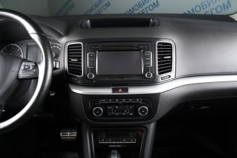 Volkswagen Sharan, 2.0 л, РКПП, 2015 фото 11