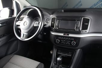 Volkswagen Sharan, 2.0 л, РКПП, 2015 фото 12