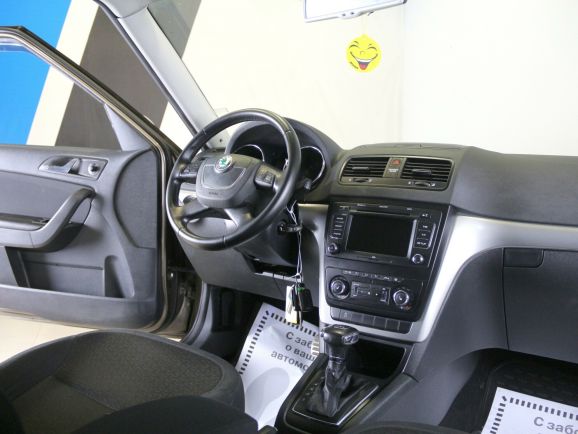 Skoda Yeti Elegance, 1.2 л, Робот, 2013 фото 2
