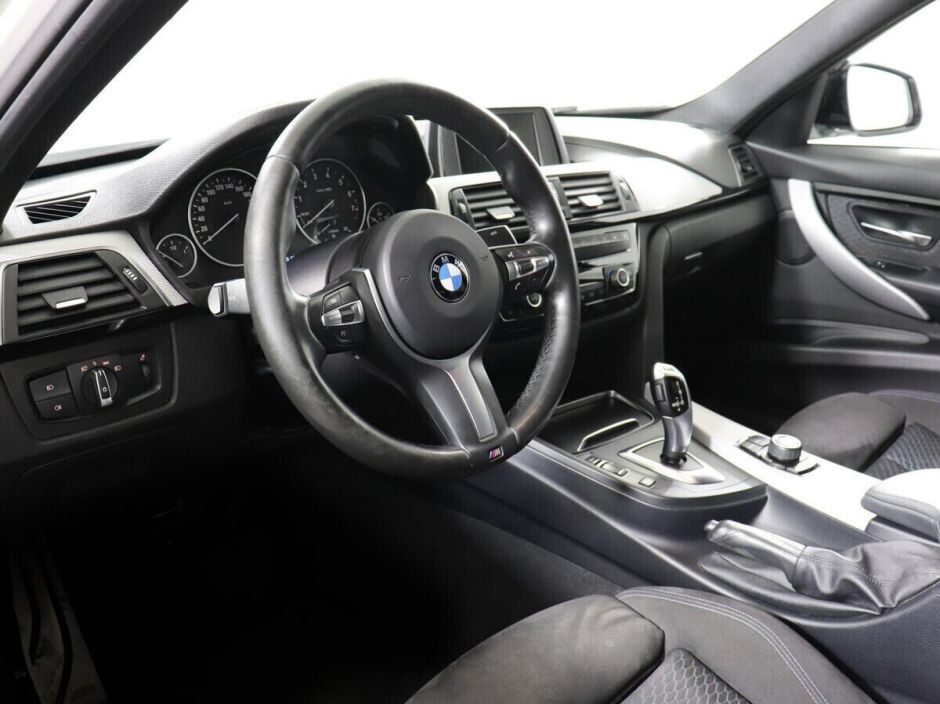 BMW 3 серии, 2.0 л, АТ, 2018 фото 7