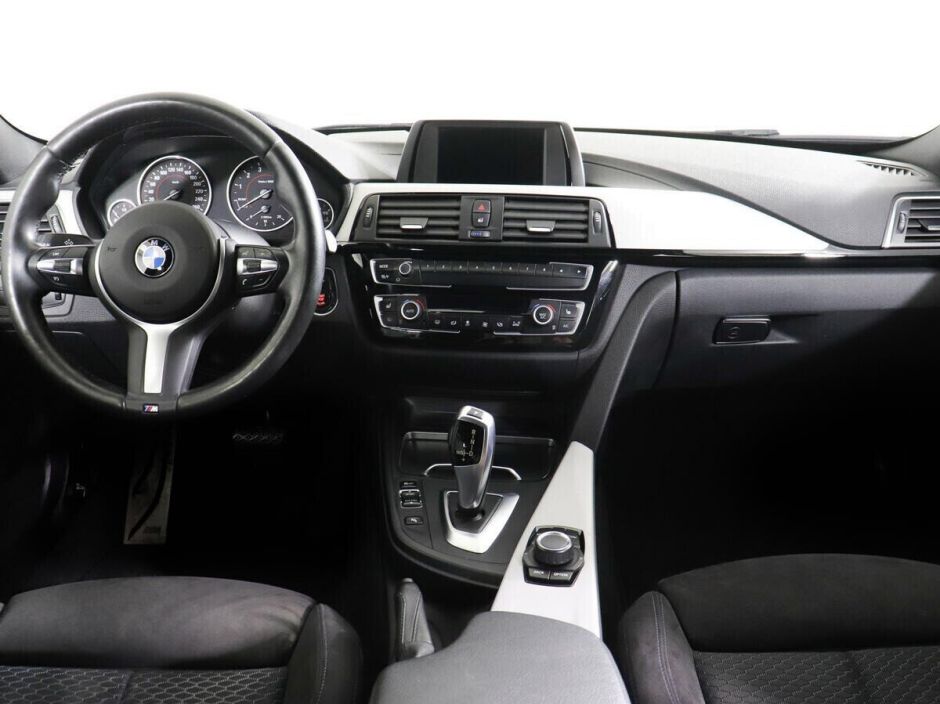 BMW 3 серии, 2.0 л, АТ, 2018 фото 8