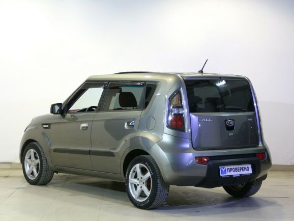 Kia Soul, 1.6 л, АТ, 2011 фото 6
