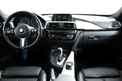 BMW 3 серии, 2.0 л, АКПП, 2018 фото 8