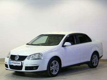 Volkswagen Jetta, 1.6 л, АКПП, 2010 фото 3