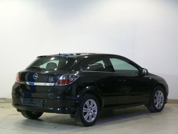 Opel Astra, 1.8 л, МТ, 2010 фото 5