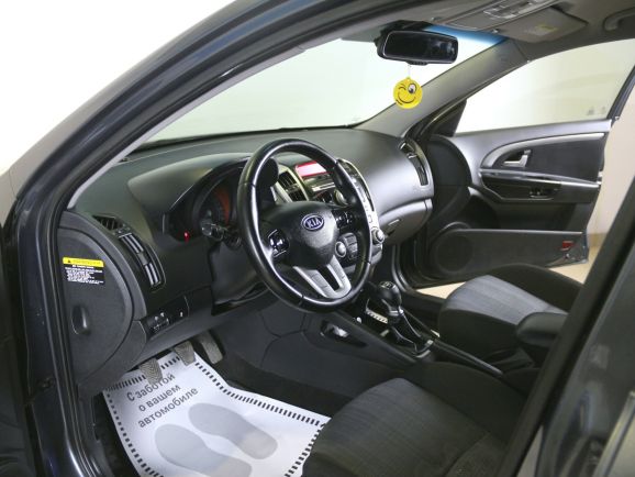 Kia Ceed Luxe, 1.6 л, МТ, 2011 фото 2