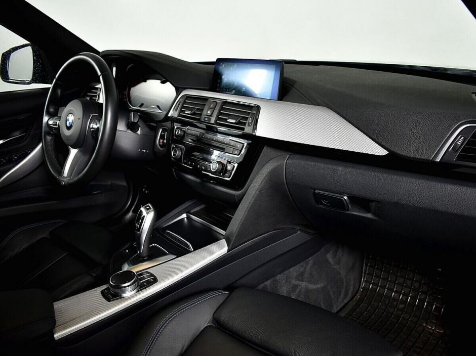 BMW 3 серии, 2.0 л, АТ, 2018 фото 10
