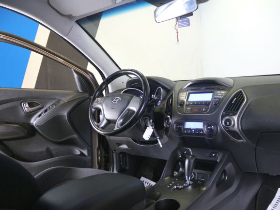 Hyundai ix35, 2.0 л, АТ, 2013 фото 2