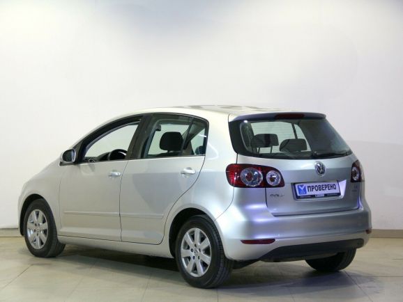 Volkswagen Golf Plus, 1.6 л, Робот, 2012 фото 6