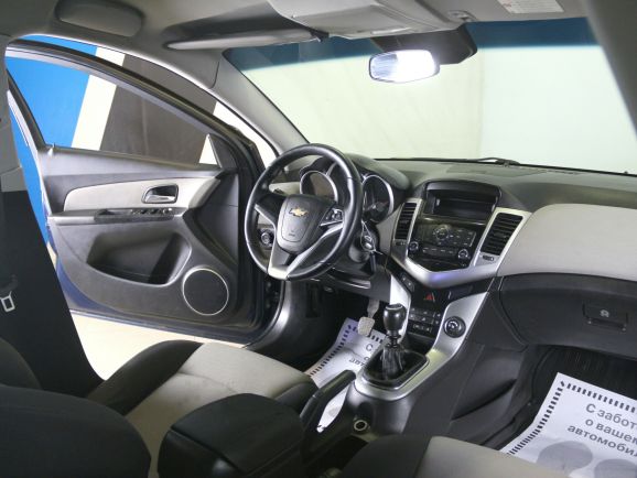 Chevrolet Cruze, 1.6 л, МТ, 2012 фото 2