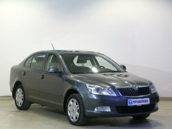 Skoda Octavia, 1.8 л, МКПП, 2010 фото 4