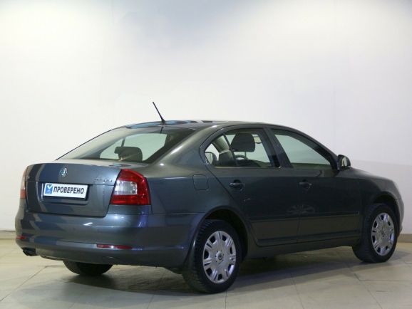 Skoda Octavia, 1.8 л, МТ, 2010 фото 6