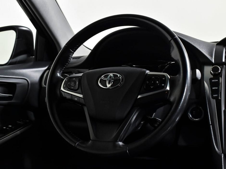 Toyota Camry, 2.5 л, АТ, 2018 фото 9