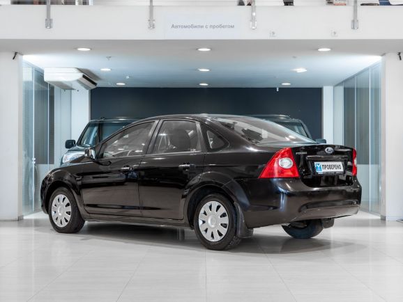 Ford Focus, МТ, 2011 фото 6
