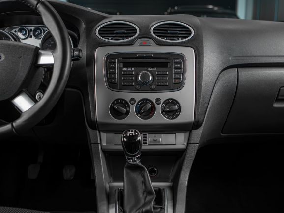 Ford Focus, МТ, 2011 фото 12