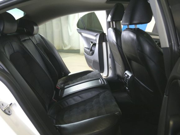 Volkswagen Passat CC, 1.8 л, Робот, 2012 фото 1