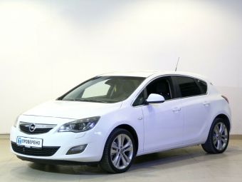 Opel Astra, 1.6 л, АКПП, 2012 фото 3